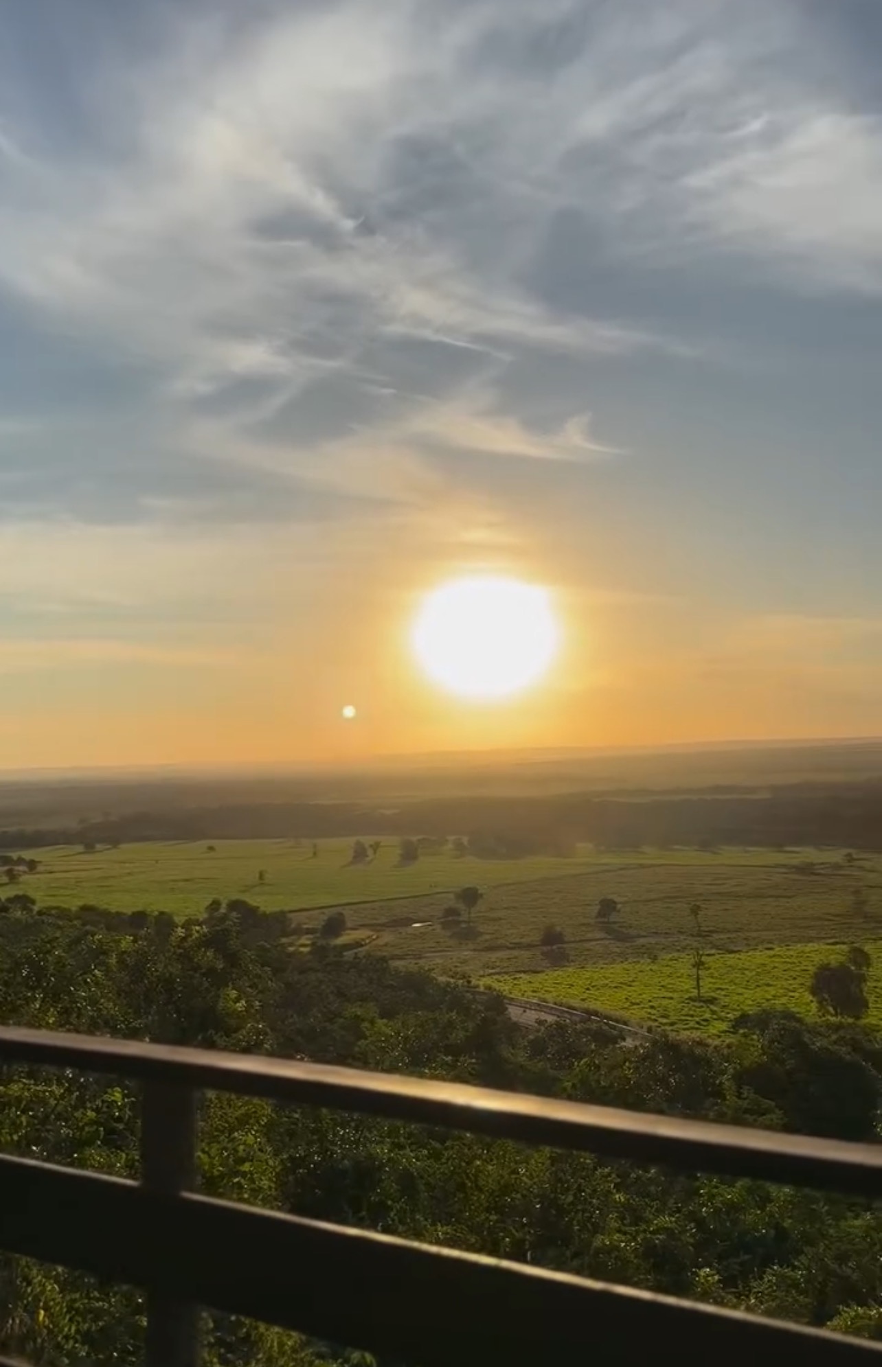 Pôr do sol visto do mirante